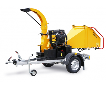Chipper with petrol engine on braked chassis LS 100/27 CB