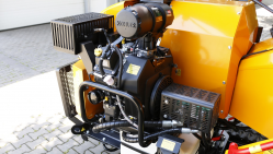 Powerful chipper on tracked chassis with petrol engine LS 160 P Track